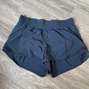 Lululemon hotty hot high rise shorts